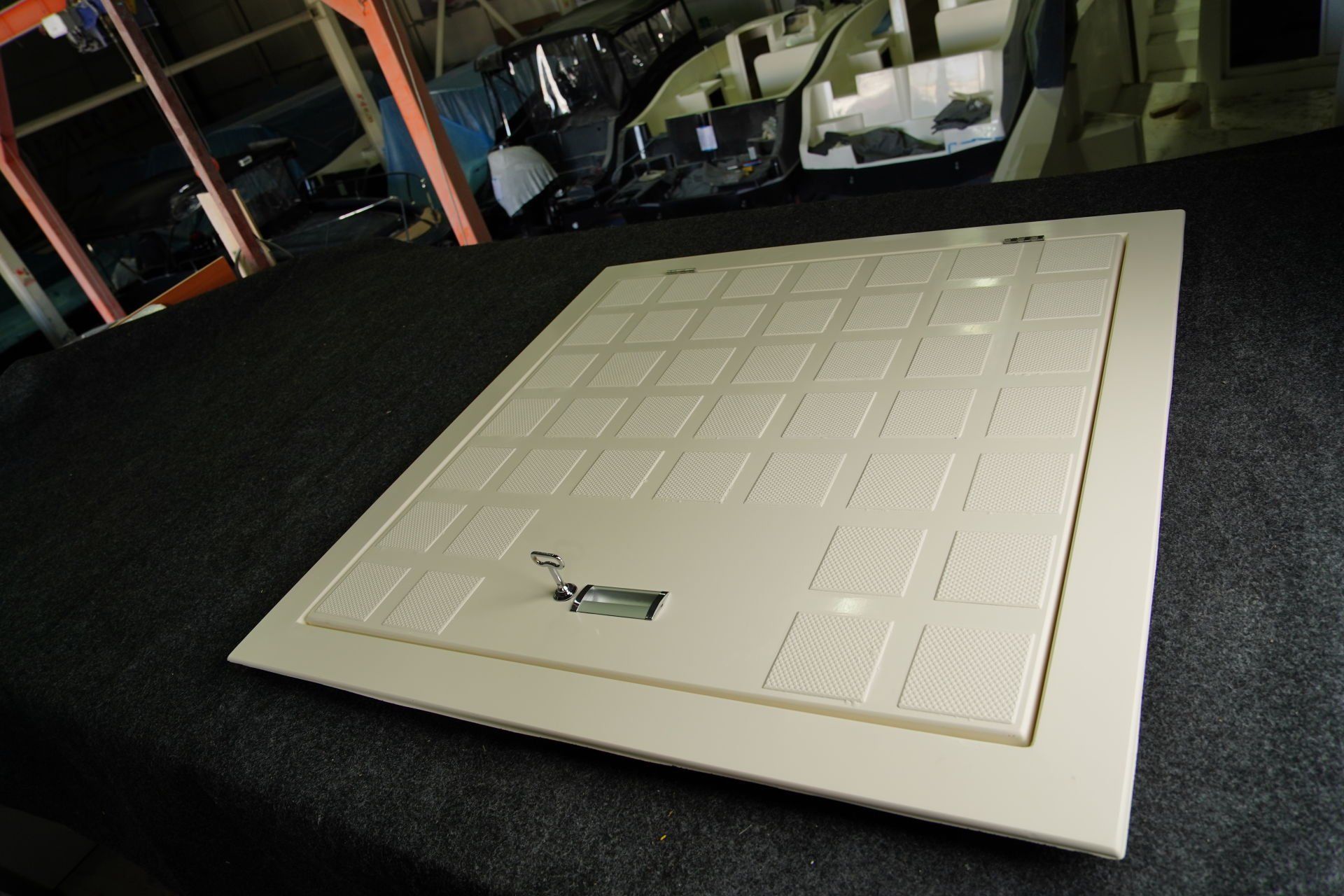 Havuz Makine Dairesi ve Denge Tankı Kapağı / 60x60